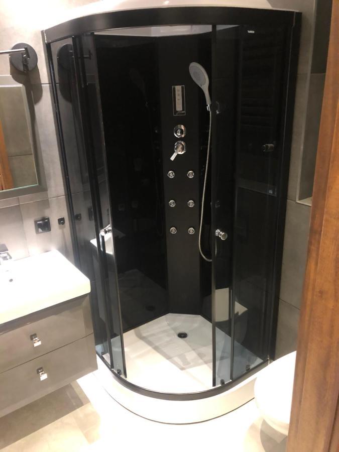 Friends Apartment 斯武普斯克 外观 照片